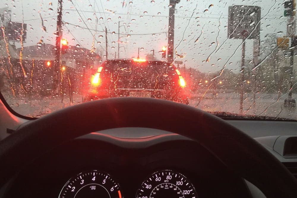 Auto en Inundaciones por Lluvia en Panamá